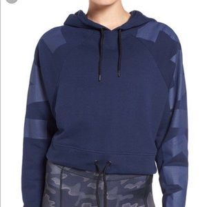IVY PARK cropped sweatshirt